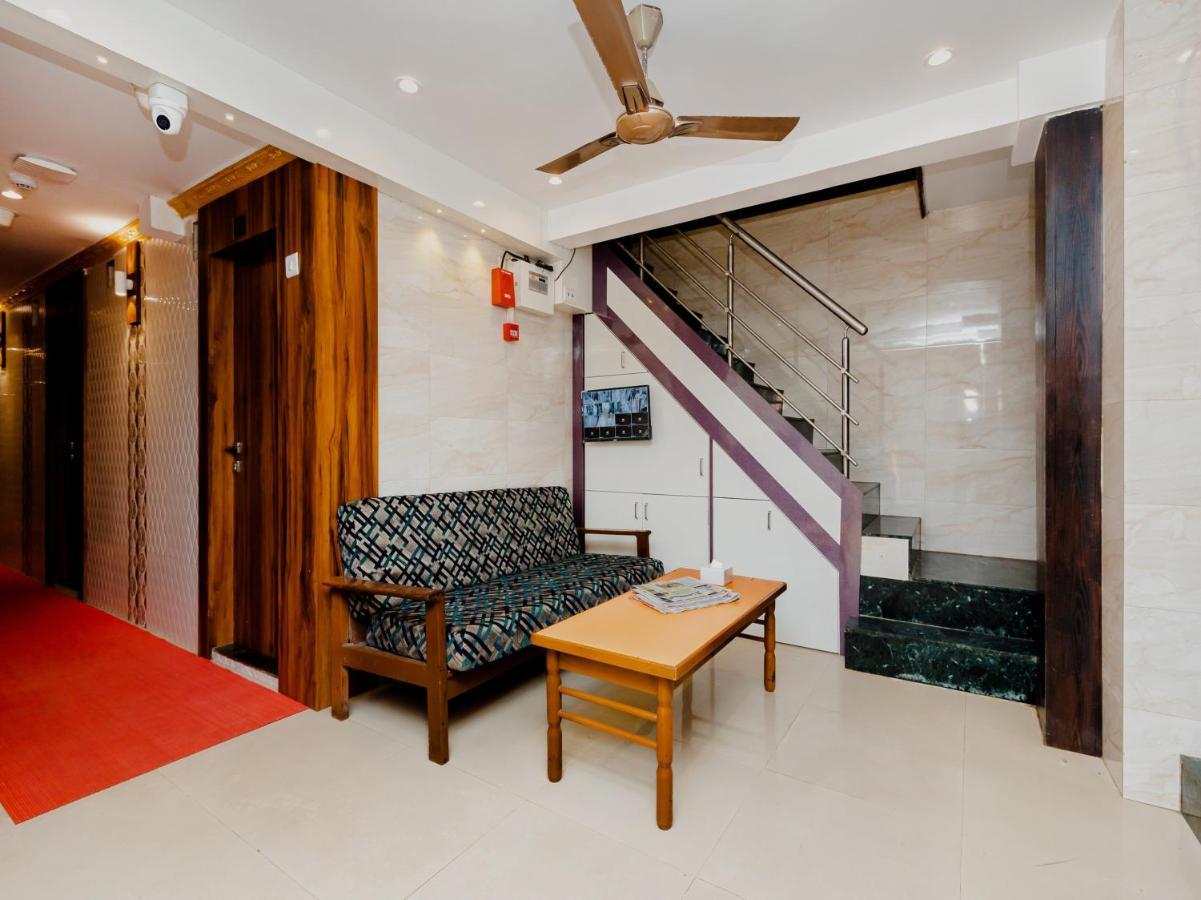 Hotel Kgn Near Cst Railway Station Mumbai And Haj House Mumbai Near Crawford Market 뭄바이 외부 사진