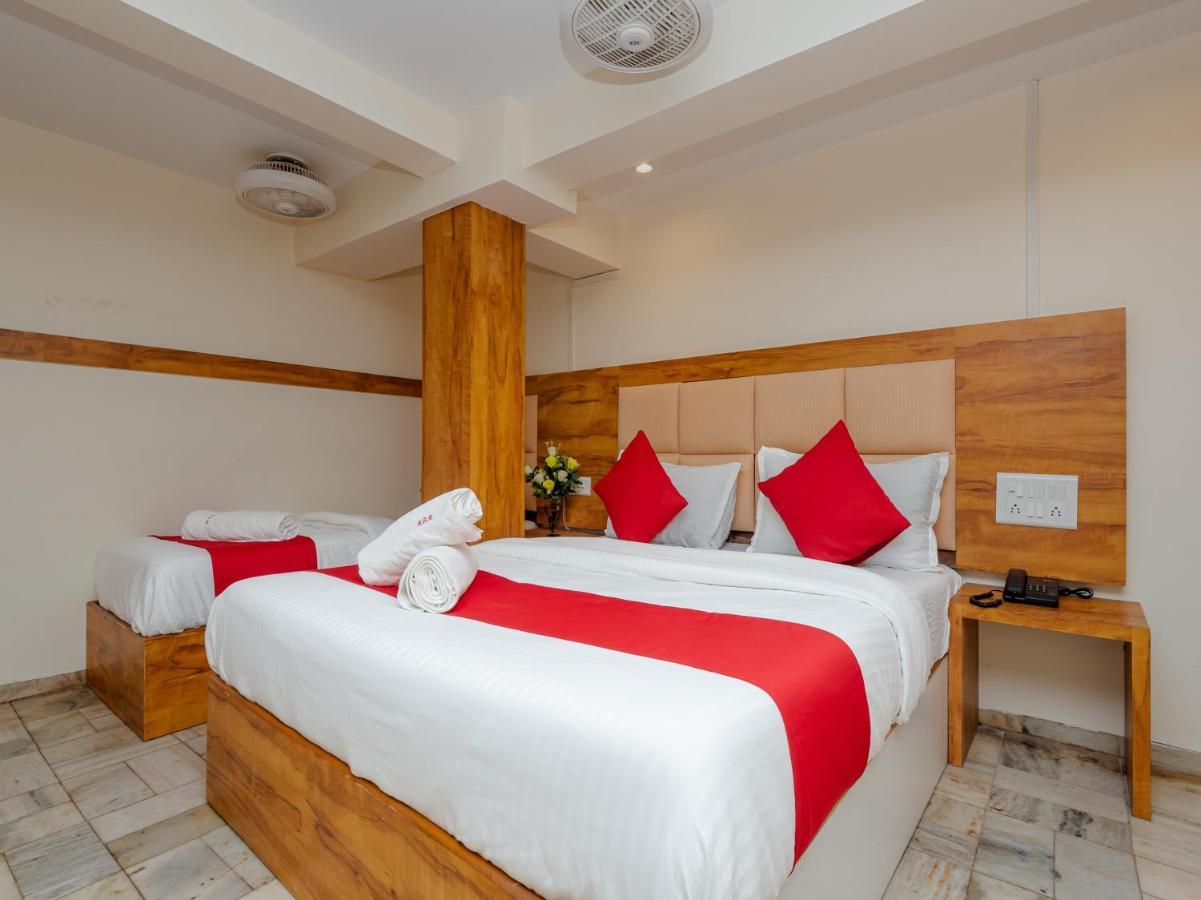 Hotel Kgn Near Cst Railway Station Mumbai And Haj House Mumbai Near Crawford Market 뭄바이 외부 사진